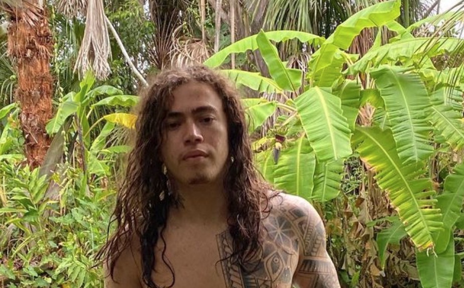 Whindersson promete próximo especial da Netflix em Manaus após cancelamento