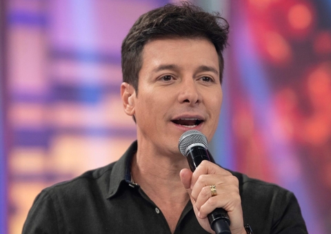 Rodrigo Faro impressiona com porta gigante de sua mansão; Veja