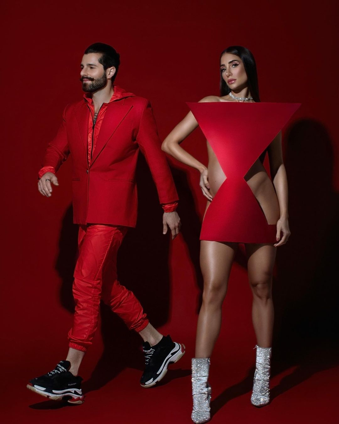 Romana Novais rebate críticas por ensaio de gestante inusitado