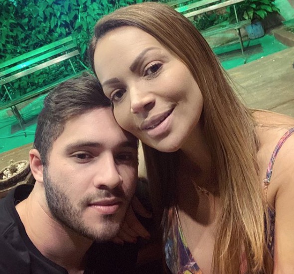 Solange Almeida sobre sexo com namorado 16 anos mais novo: 'toda hora'