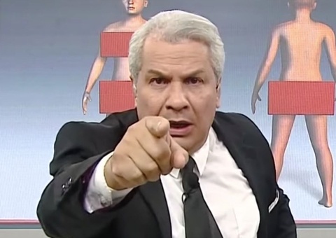 Sikêra Jr. é denunciado no MP por associar Xuxa à pedofilia