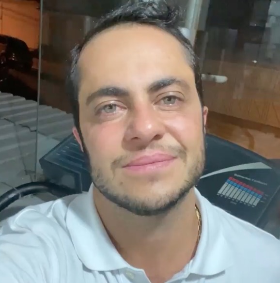 Emocionado, Thammy Miranda faz agradecimento após ser eleito vereador 