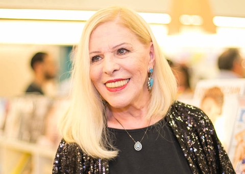 Internada com pneumonia, Vanusa apresenta melhora em quadro clínico, mas segue na UTI