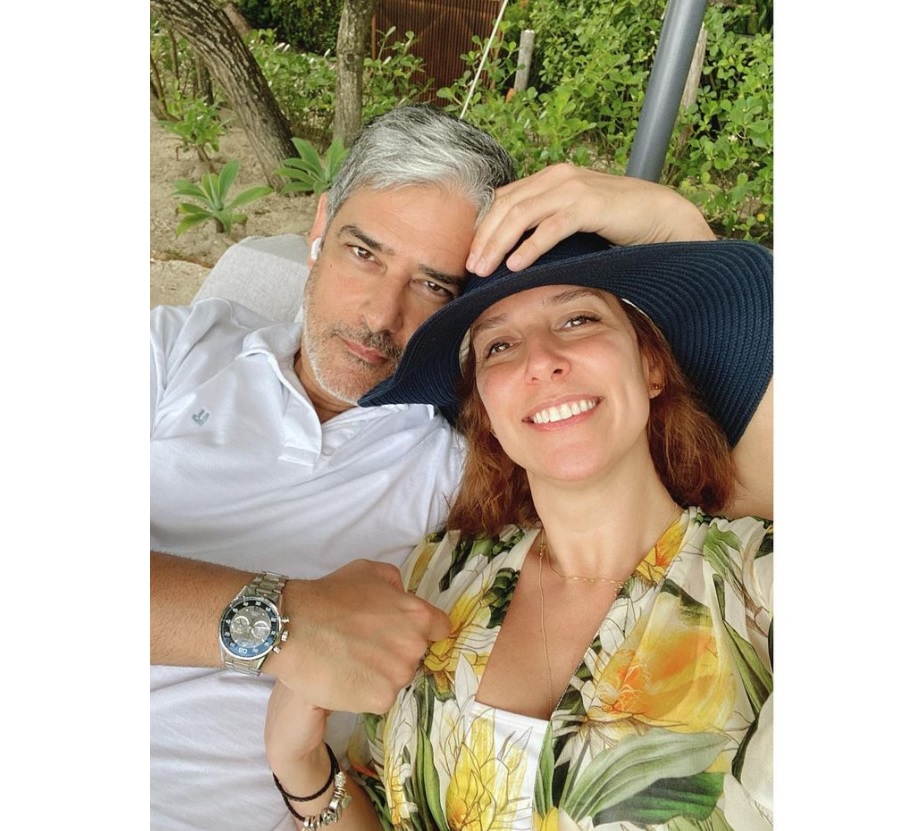 Mulher de Bonner posta foto rara do casal e se declara