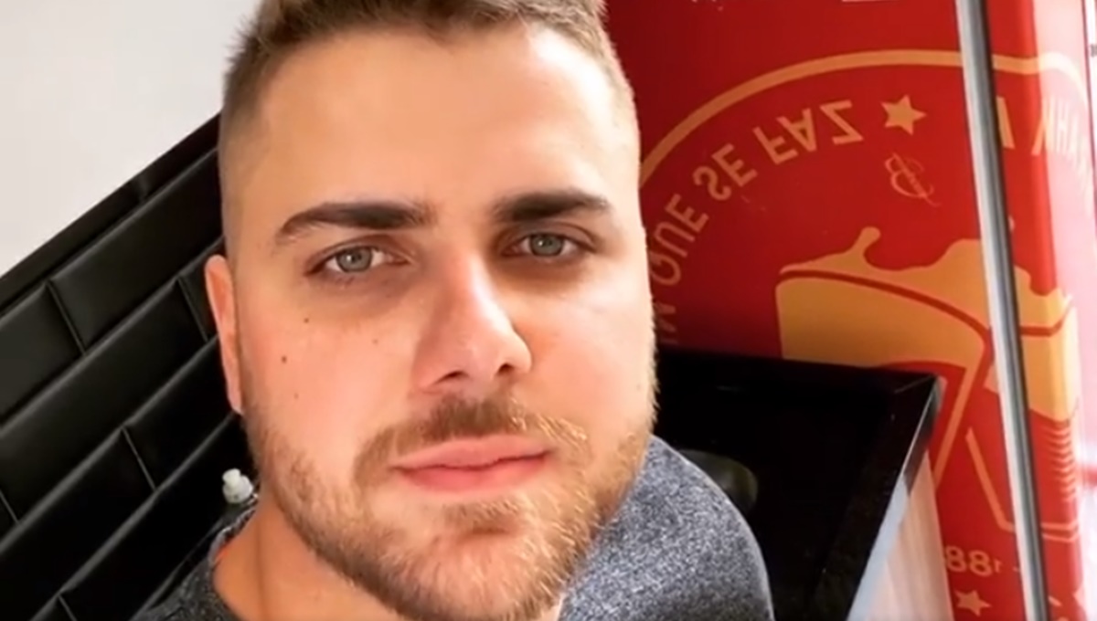 Zé Neto ganha 600 mil seguidores em 24 horas após 'volume' na sunga em foto