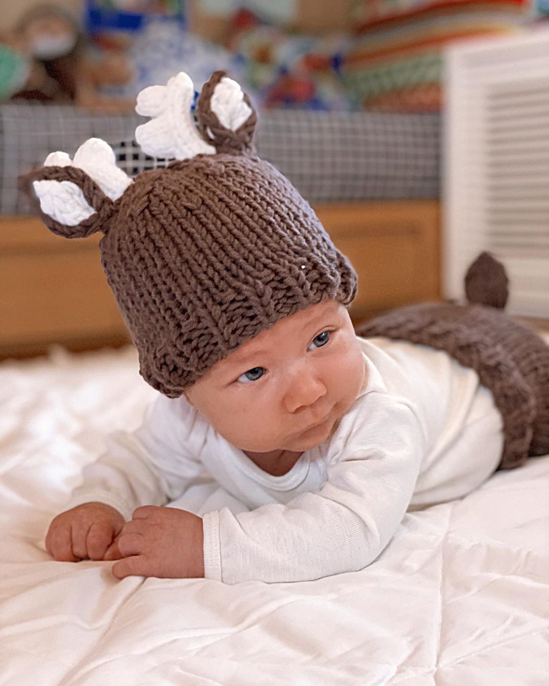 Filho de Bruno Gagliasso e Giovanna Ewbank encanta em novas fotos