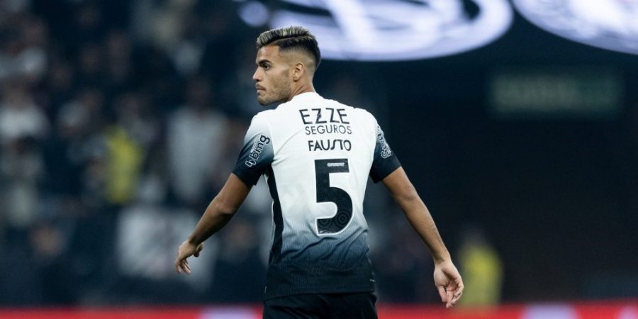 Perto do Atlético-MG, Fausto Vera se despede de companheiros no Corinthians