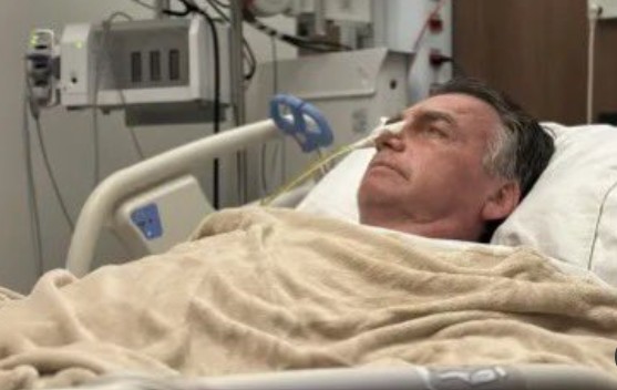 Médicos avaliam novo procedimento para interromper soluços de Bolsonaro