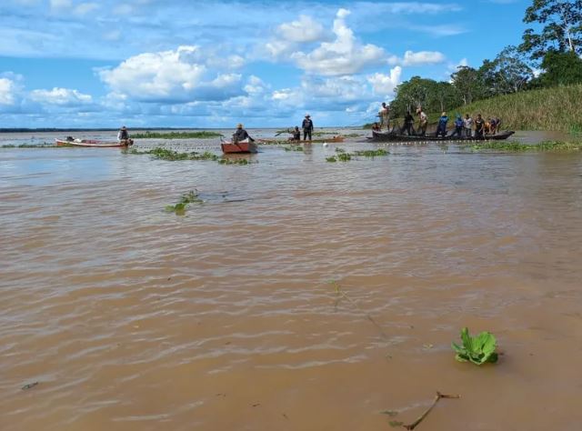 Sem pé, corpo de homem é achado boiando em rio após latrocínio no Amazonas