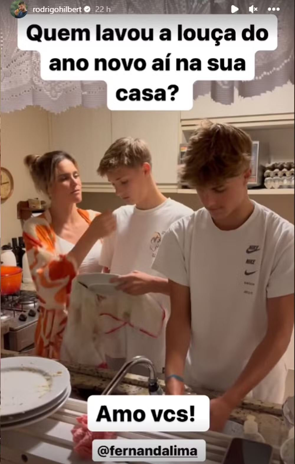 Gêmeos de Fernanda Lima e Rodrigo Hilbert impressionam com altura