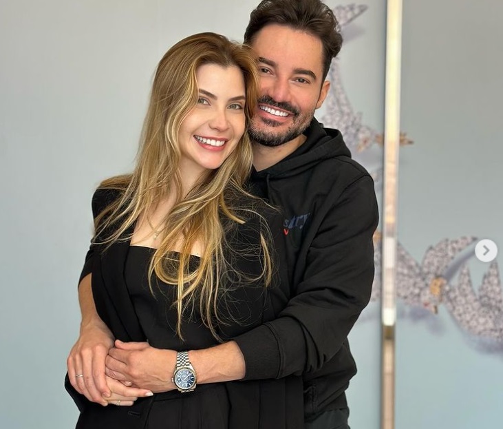 Fernando Zor assume namoro com médica e se declara 