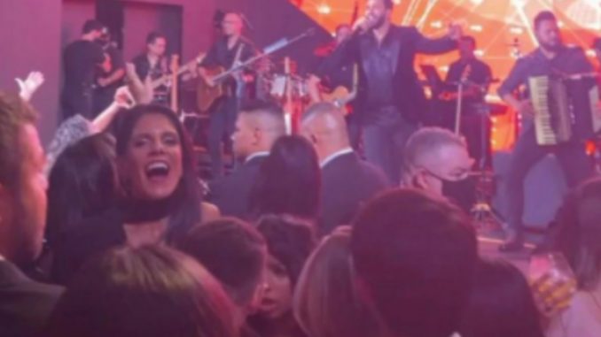 Copacabana Palace é multado por festa com Ludmilla e outros artistas