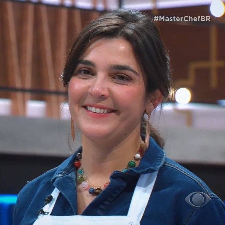 Helena queima carne e é eliminada pela 2ª vez do MasterChef