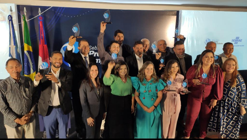 Prefeitos do Amazonas premiados pelo Sebrae 