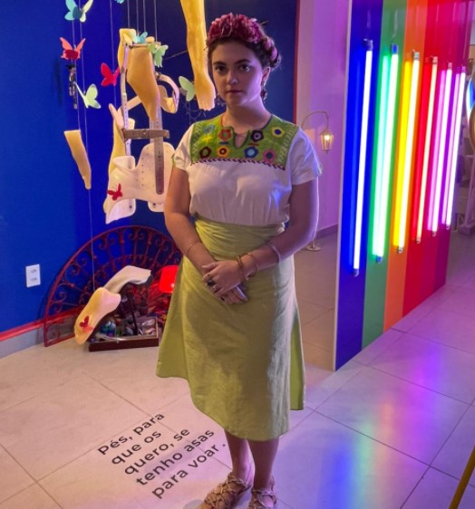 Casarão de Ideias movimenta cena cultural com exposição sobre Frida Kahlo
