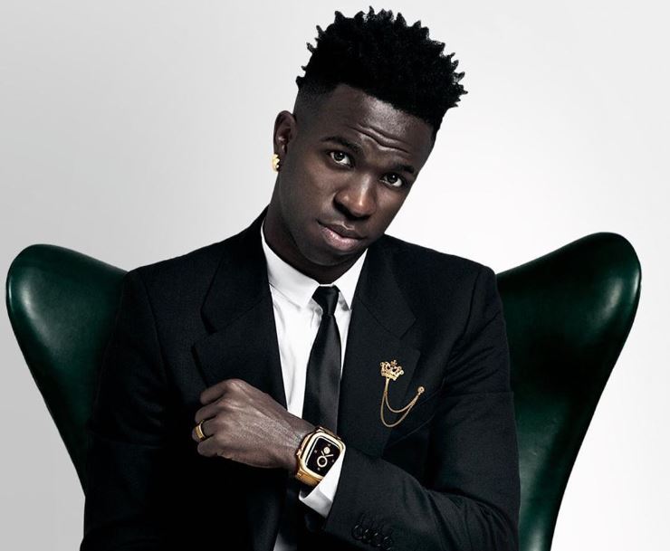 Após ataques sucessivos, Vini Jr. vai liderar comissão da Fifa contra racismo 