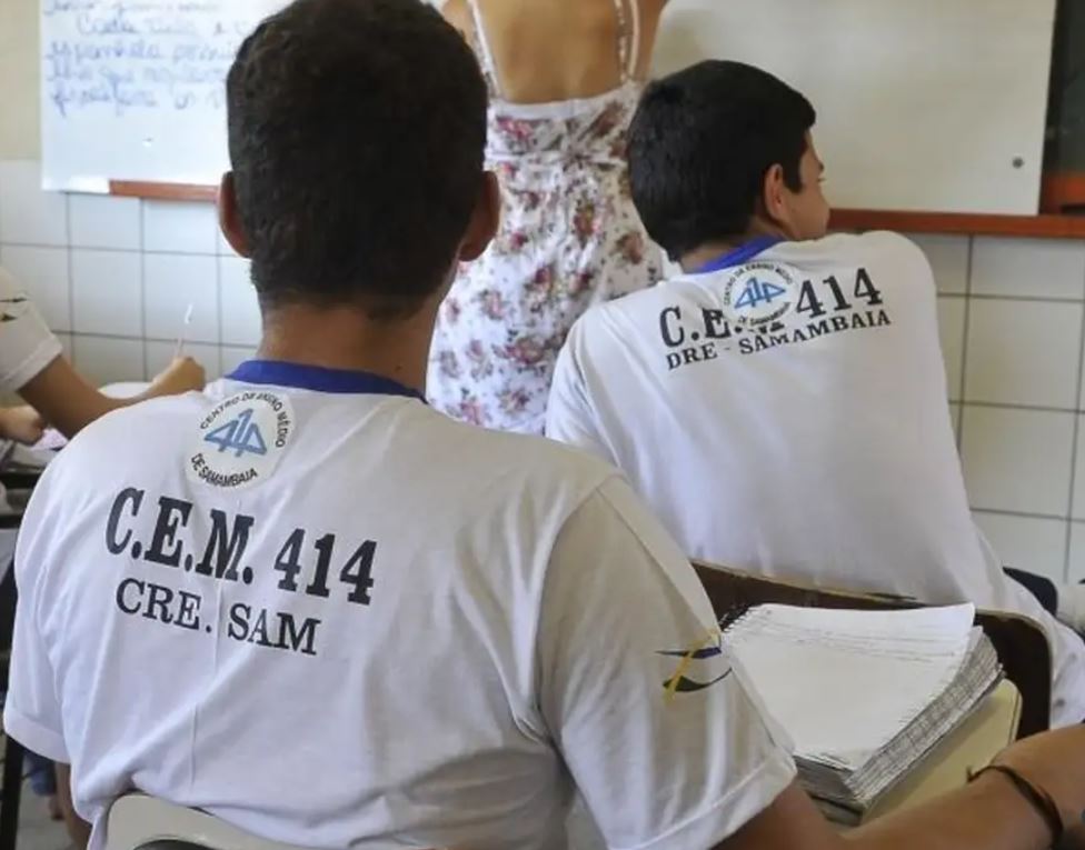 Pé-de-Meia: estudantes nascidos em março e abril recebem hoje R$ 200