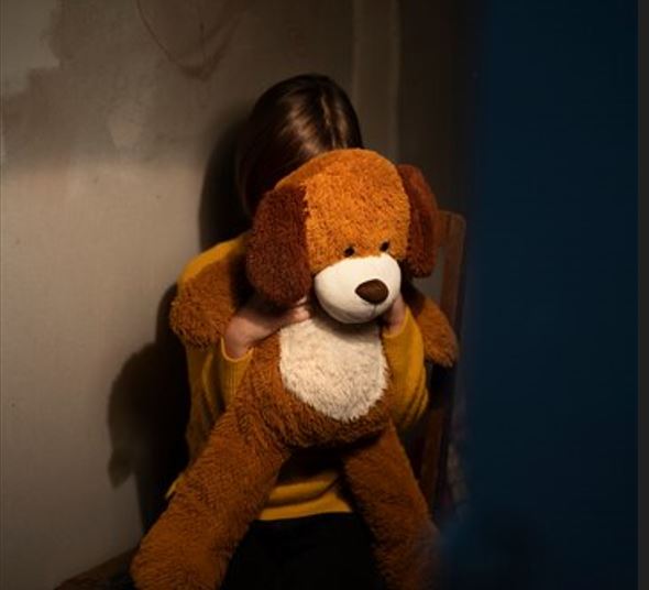 Criança é levada para UBS com sinais de estupro no Petrópolis