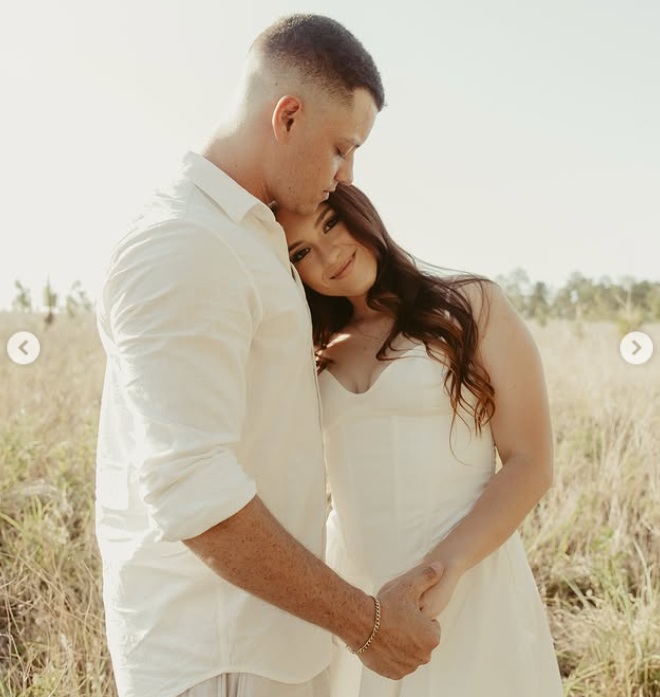 Aos 21 anos, filha de Gugu se casa com ex-pedreiro