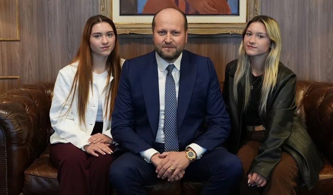 Audiência judicial sobre herança de Gugu é adiada