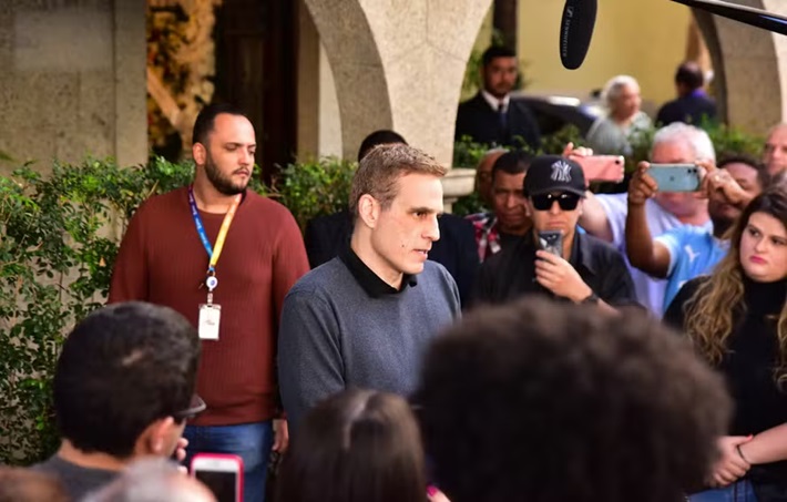 Filho sobre despedida de Francisco Cuoco: “em paz, com serenidade"