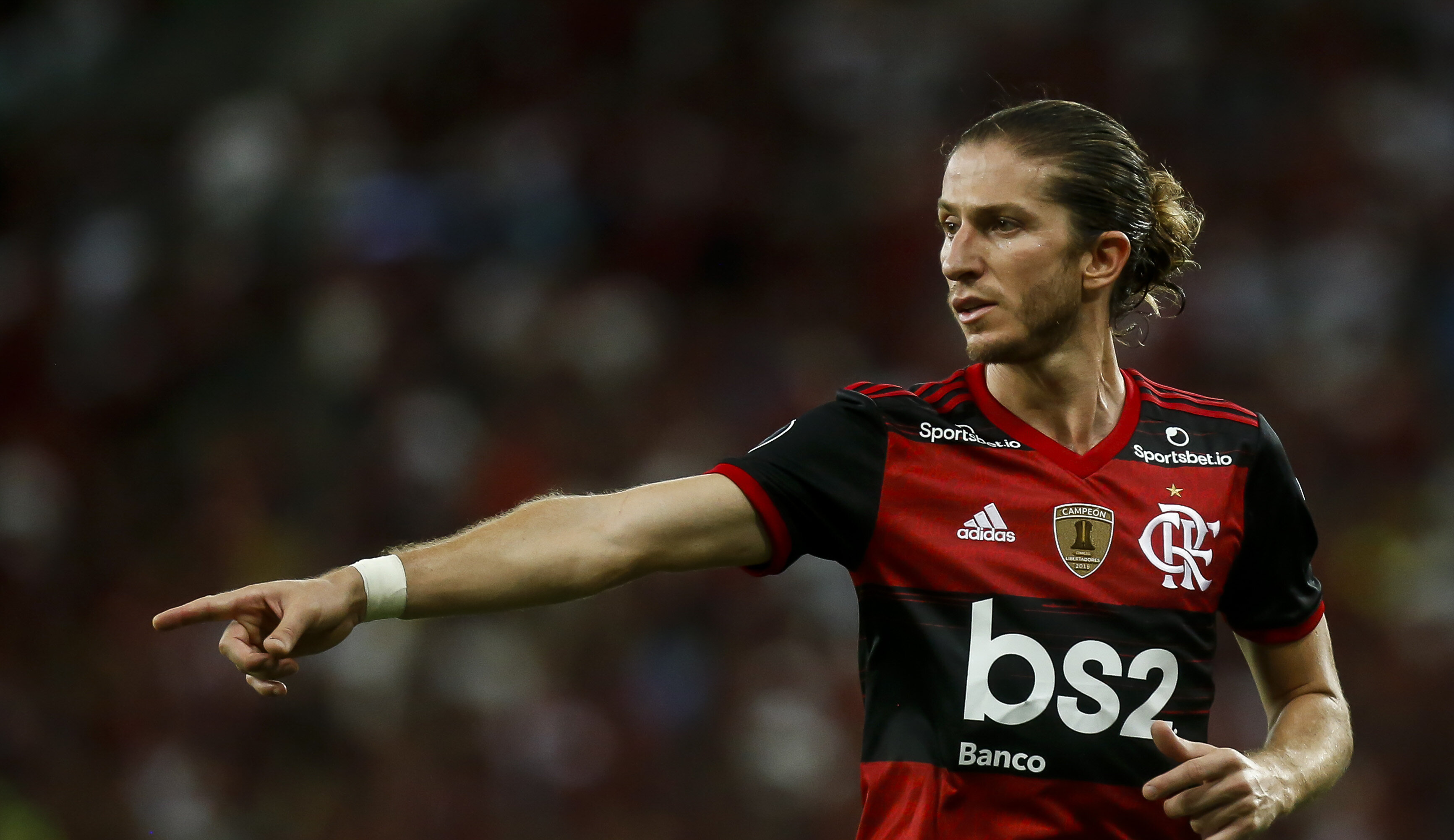 Filipe Luís como técnico: estilo de jogo definido e meta de voltar ao Flamengo