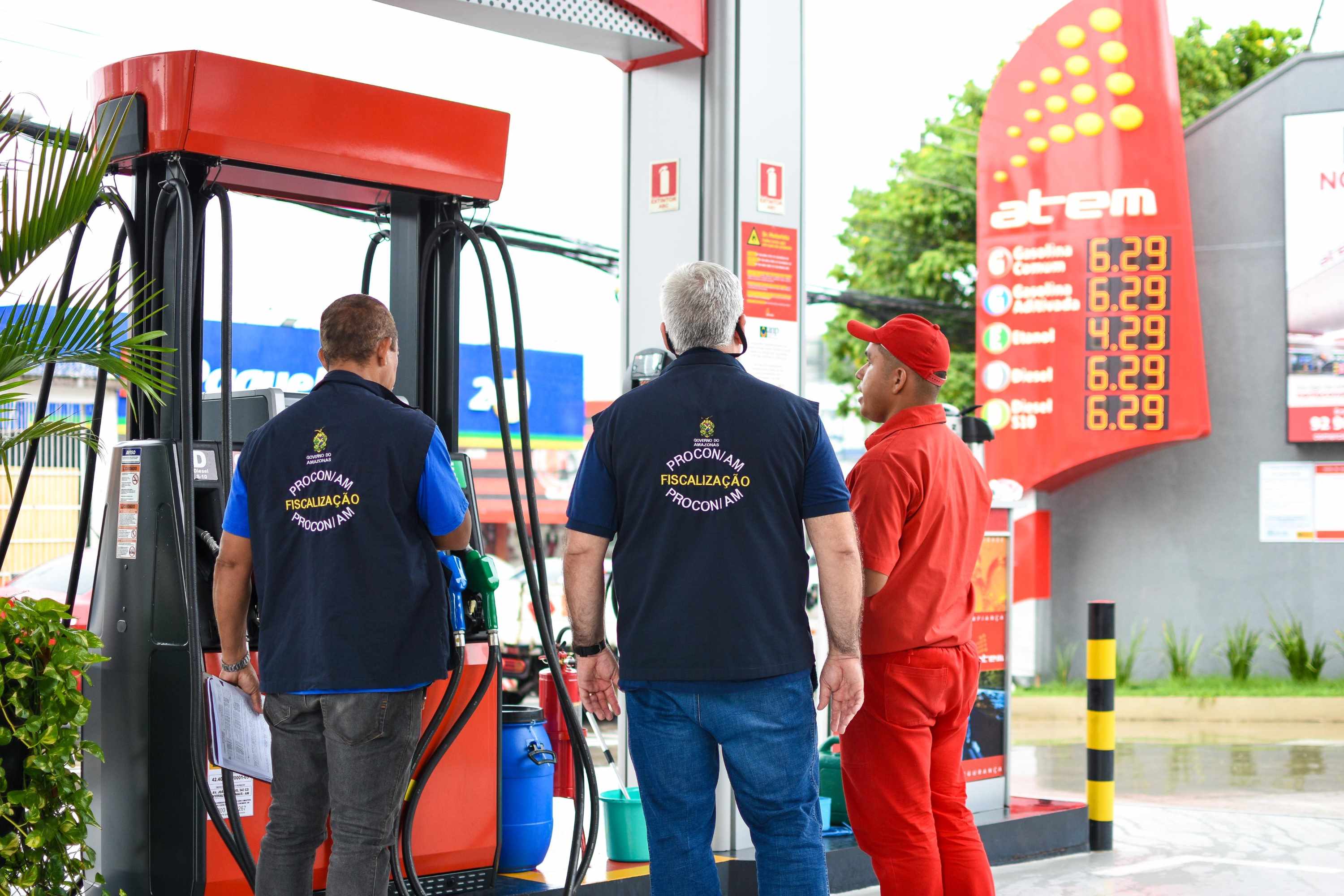 Com gasolina a R$ 6,29, postos de combustíveis em Manaus são fiscalizados