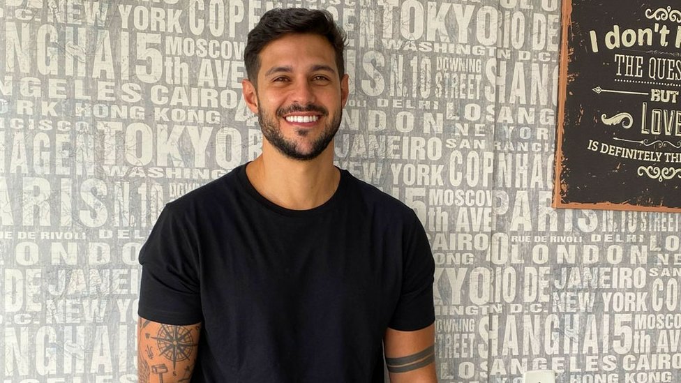 Gerente de multinacional, Rodrigo está no grupo Pipoca do BBB 22