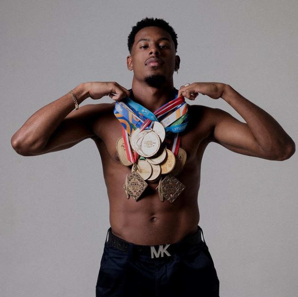 Velocista olímpico Paulo André Camilo entra no BBB 22; veja a chamada