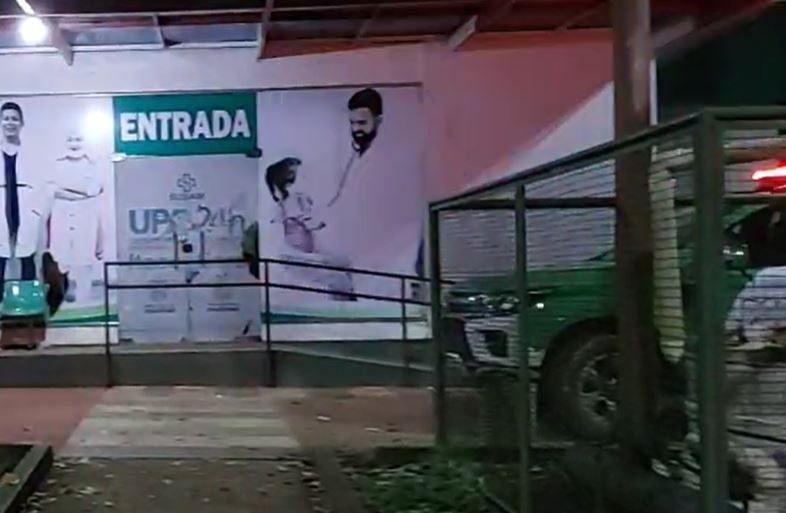 Homem morre ao levar mais de 8 tiros enquanto caminhava em rua no Amazonas