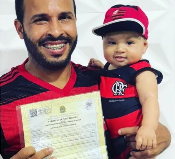 Torcedor batiza o filho com nome de 4 jogadores do Flamengo 