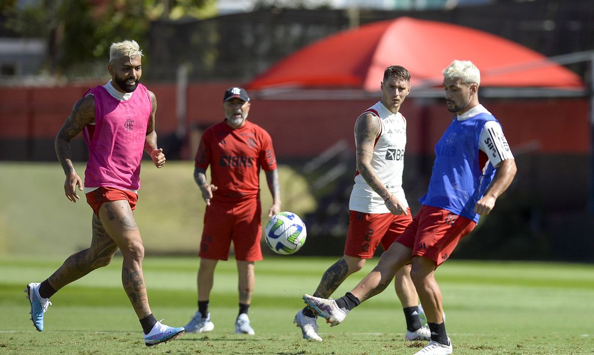 Copa do Brasil vai de símbolo da retomada a consolo no Flamengo em dez anos