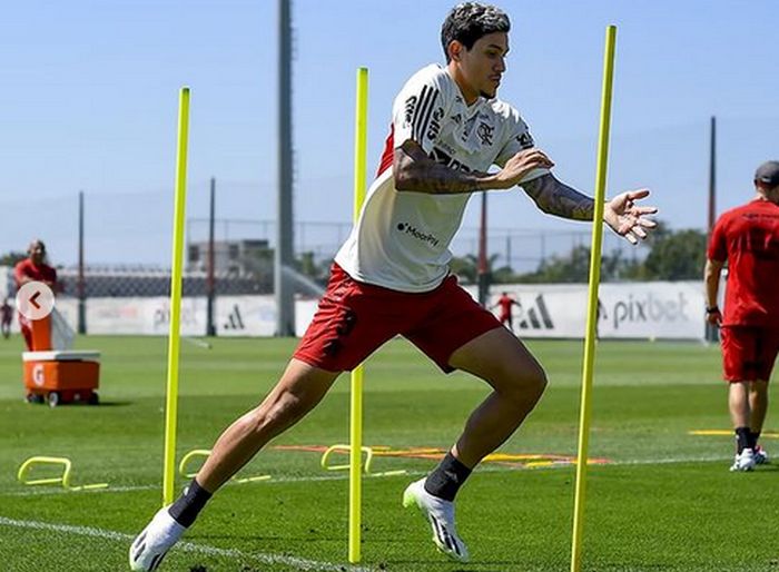 Sampaoli testa ataque inédito em último treino do Flamengo antes da final