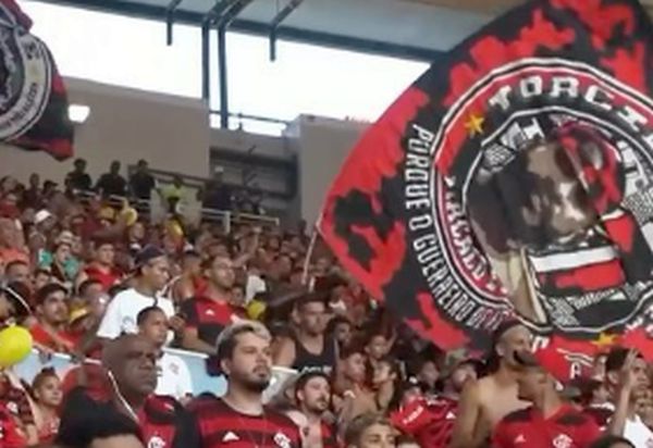 Flamengo tenta reconquistar torcida em meio à pressão e espera por Tite