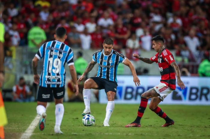 Corinthians e São Paulo abrem semifinais da Copa do Brasil nesta terça