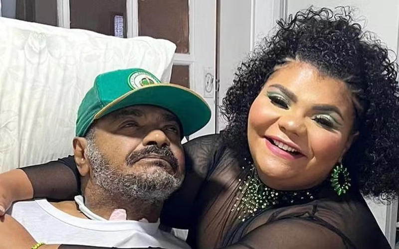 Filha de Arlindo Cruz desabafa sobre saudade do pai: 'sem chão'