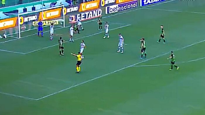 Fluminense deslancha após trocas de Diniz no intervalo e vence o América-MG