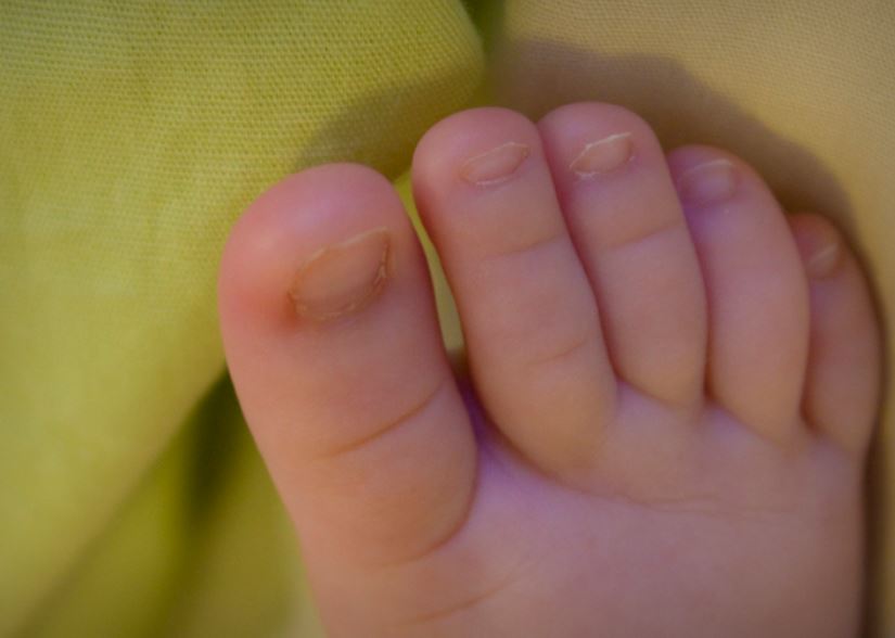 Criança especial morre dentro de casa em Manaus e polícia investiga caso