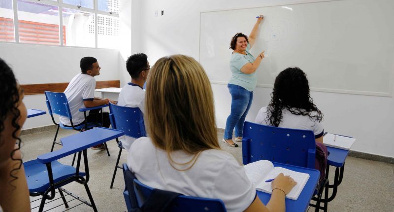 Seduc convoca mais de 100 candidatos aprovados no PSS 2022; veja lista