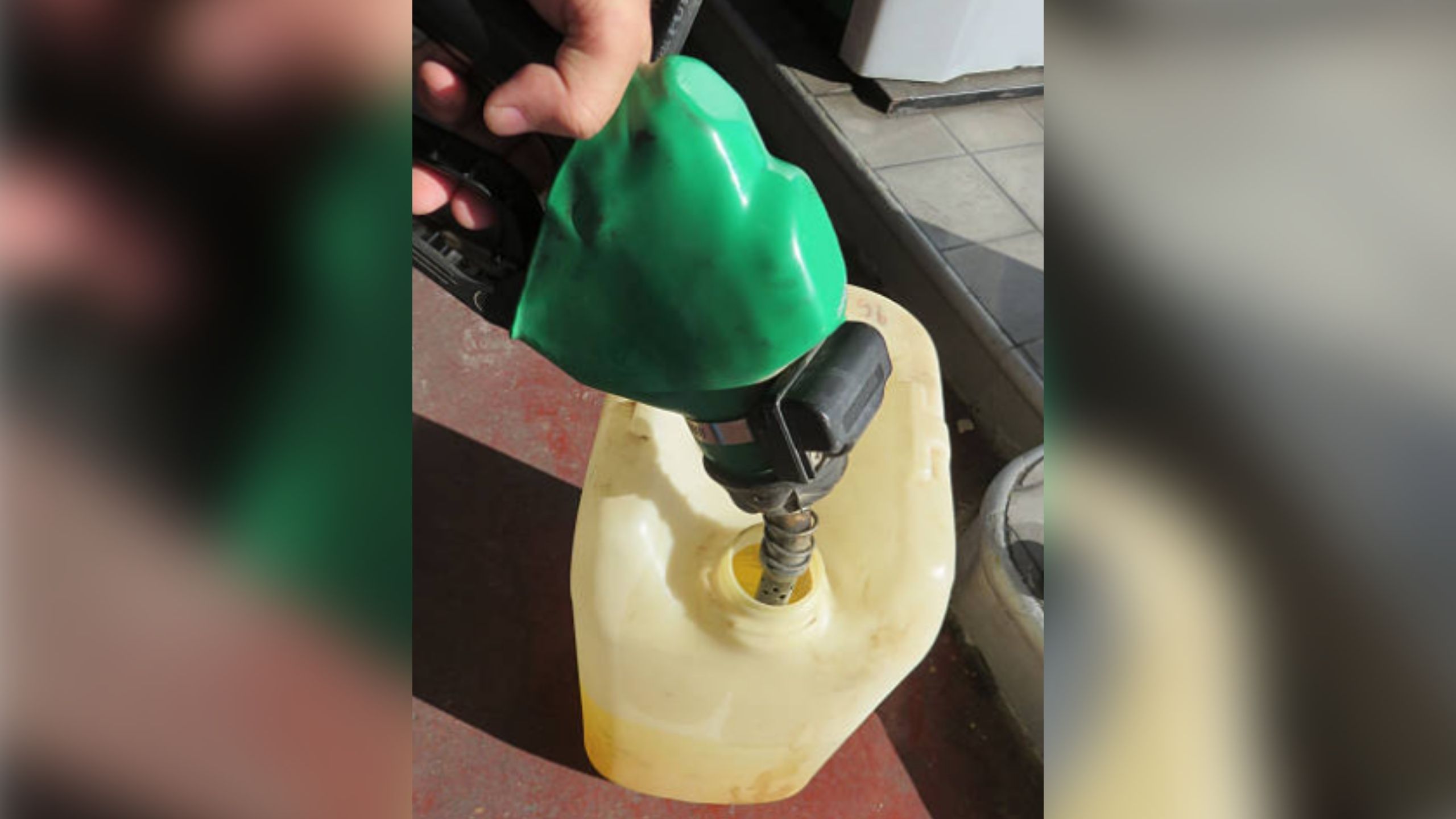 Homem surta após não conseguir comprar gasolina e é baleado por policial