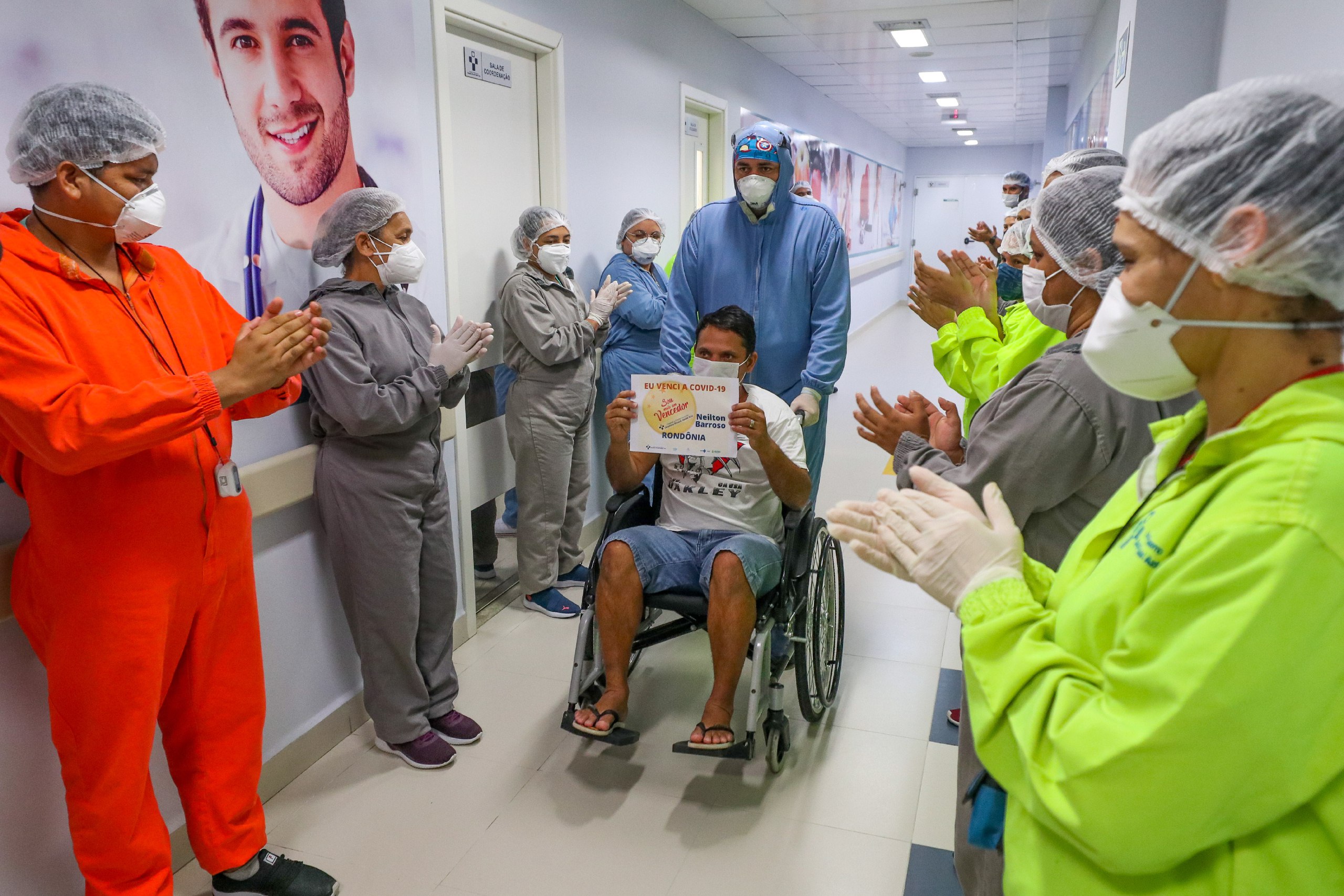 Dez pacientes já recuperados da Covid-19 em Manaus retornam à Rondônia