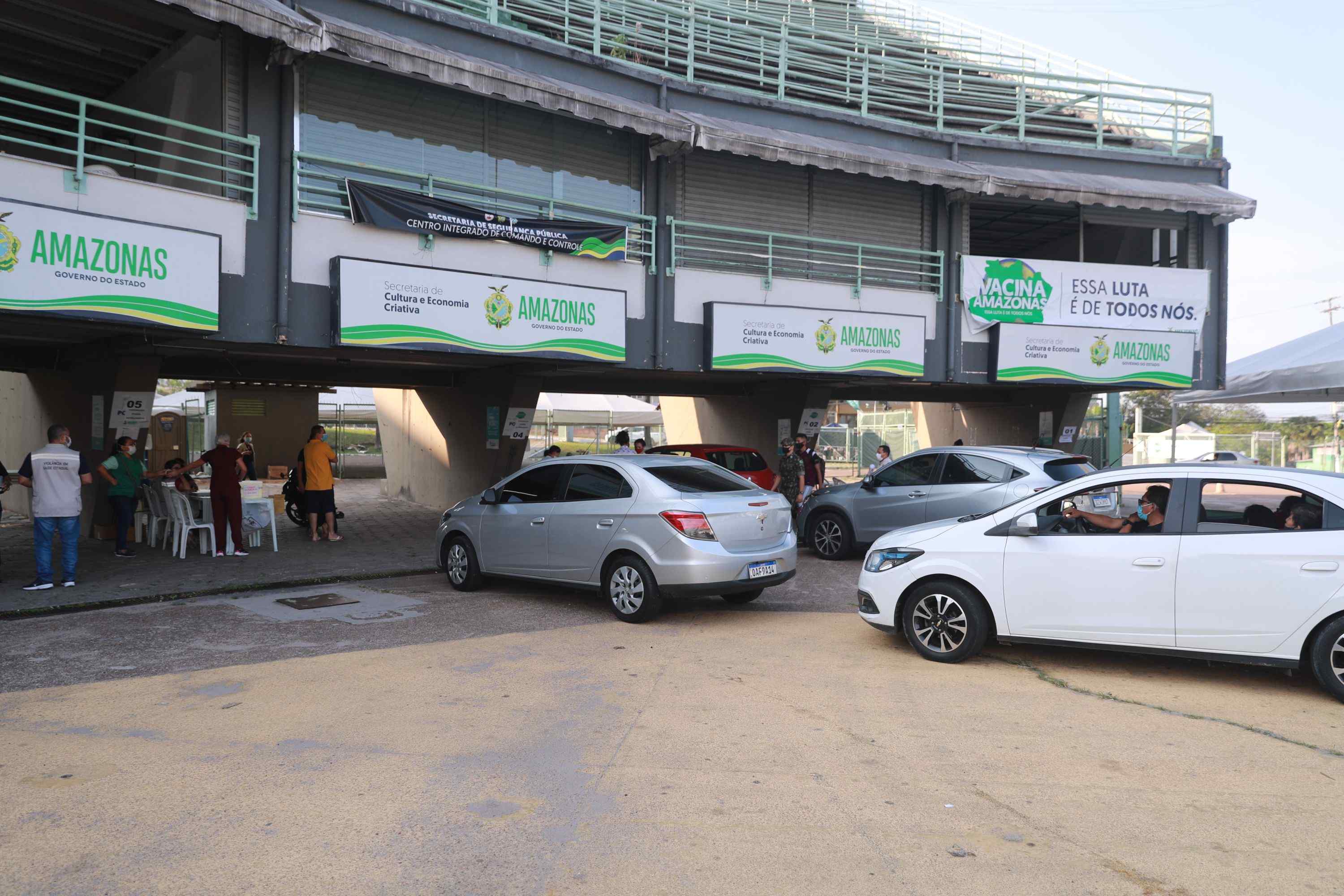 Mais de 9 mil doses já foram aplicadas em mutirão de vacinação em Manaus 