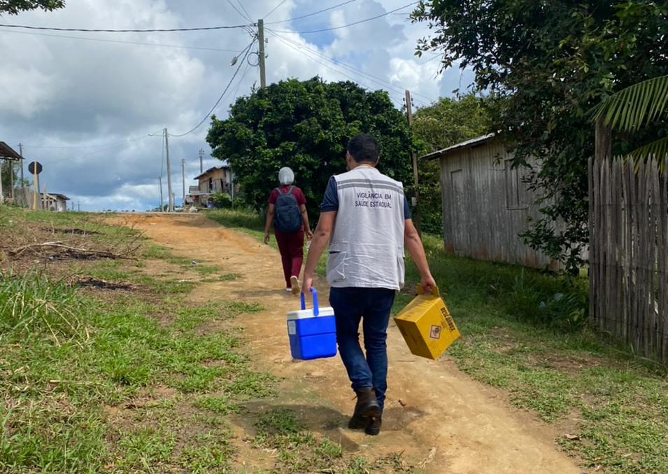 Média diária de doses aplicadas contra Covid aumenta em 50% no Amazonas