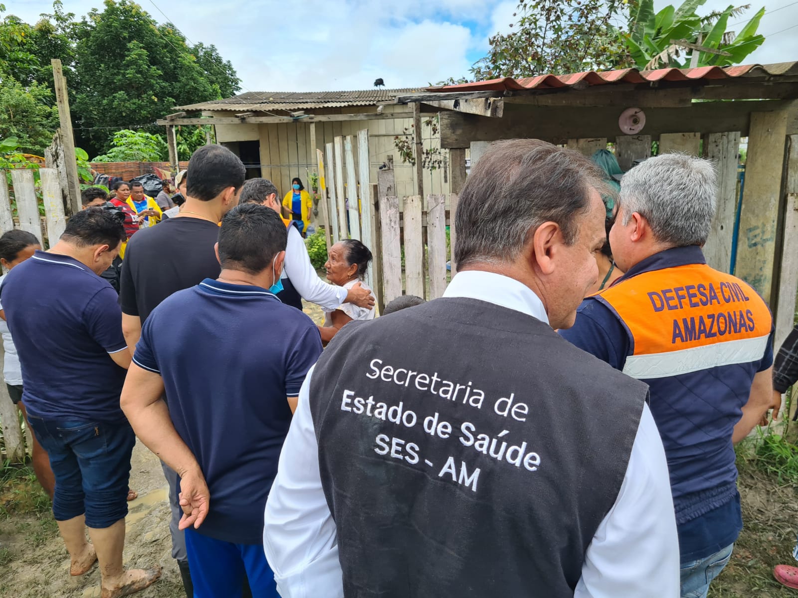 Parintins recebe insumos e medicamentos do Governo após temporal