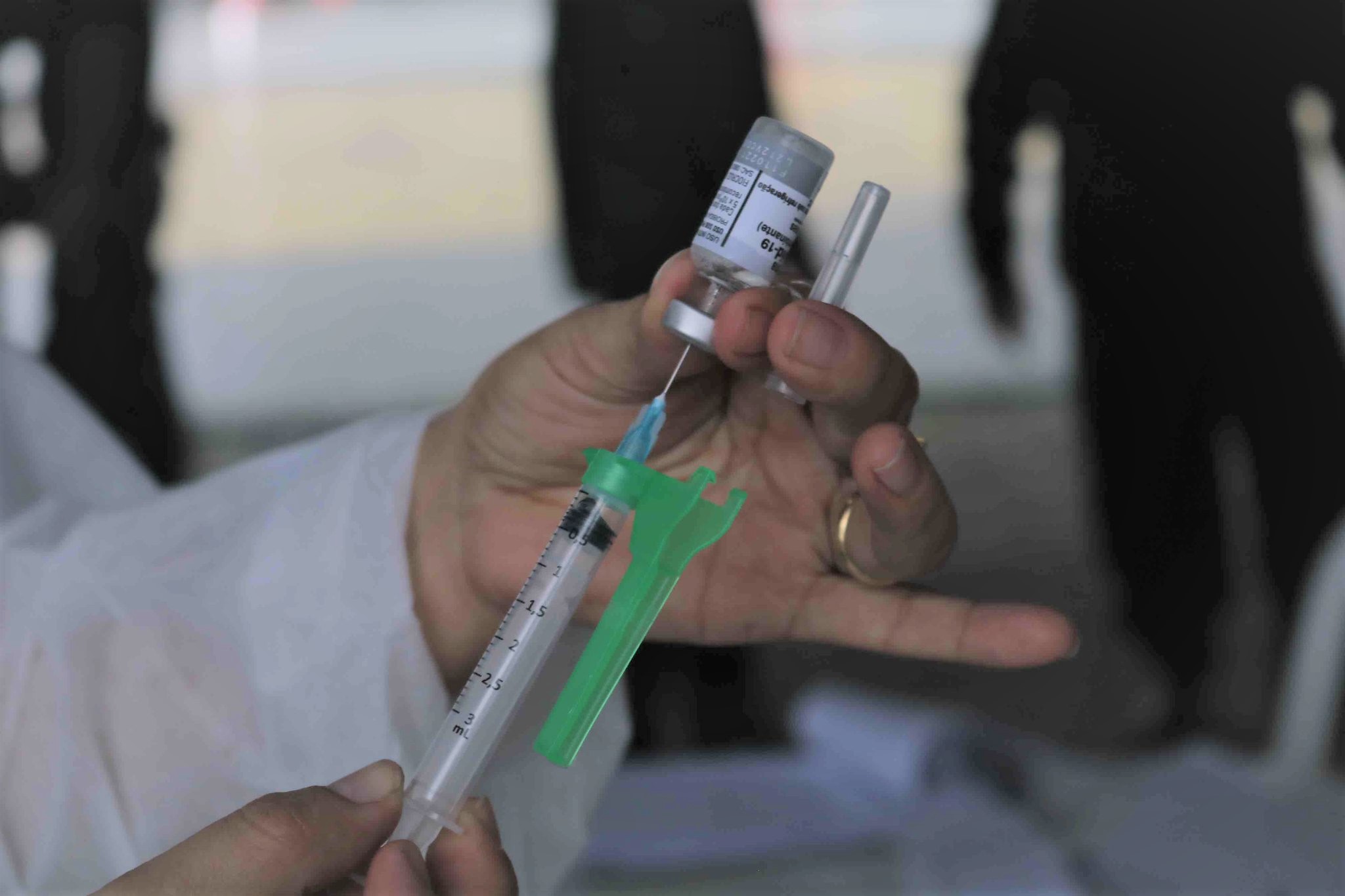 Amazonas já aplicou 1.702.524 doses de vacina contra covid até este sábado