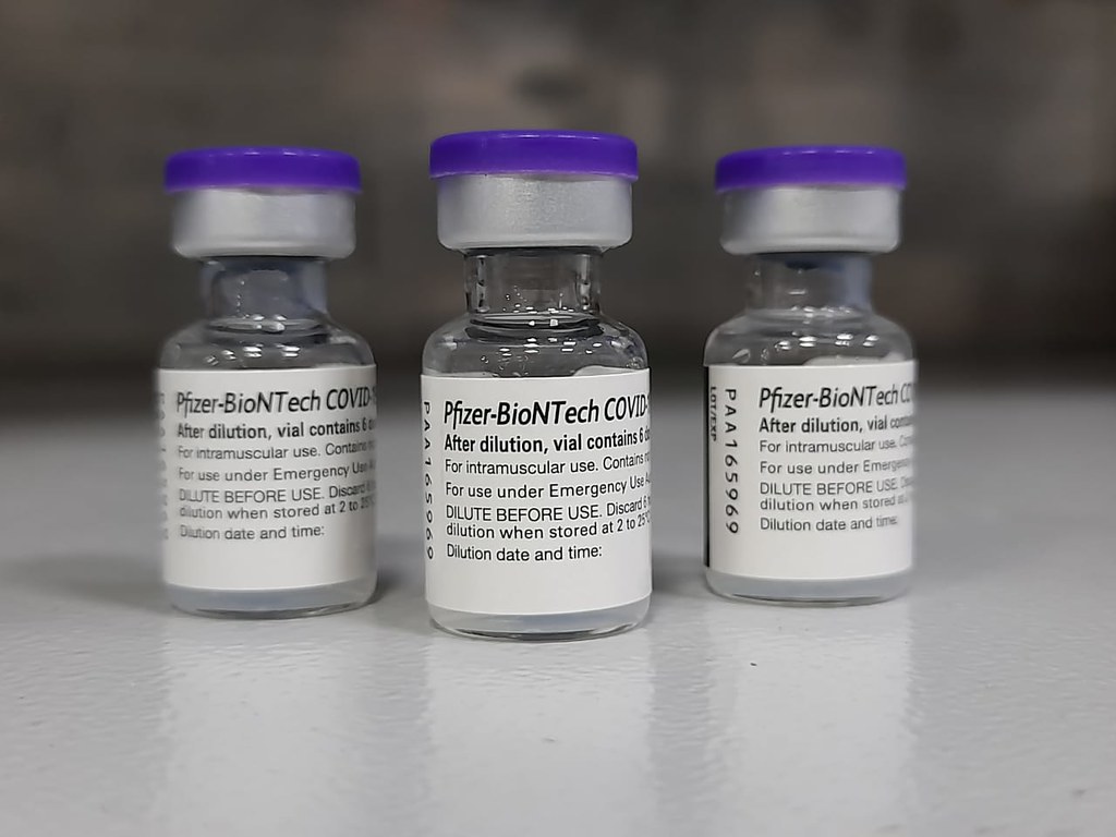 Amazonas recebe 108.810 doses de vacina da Pfizer contra Covid-19