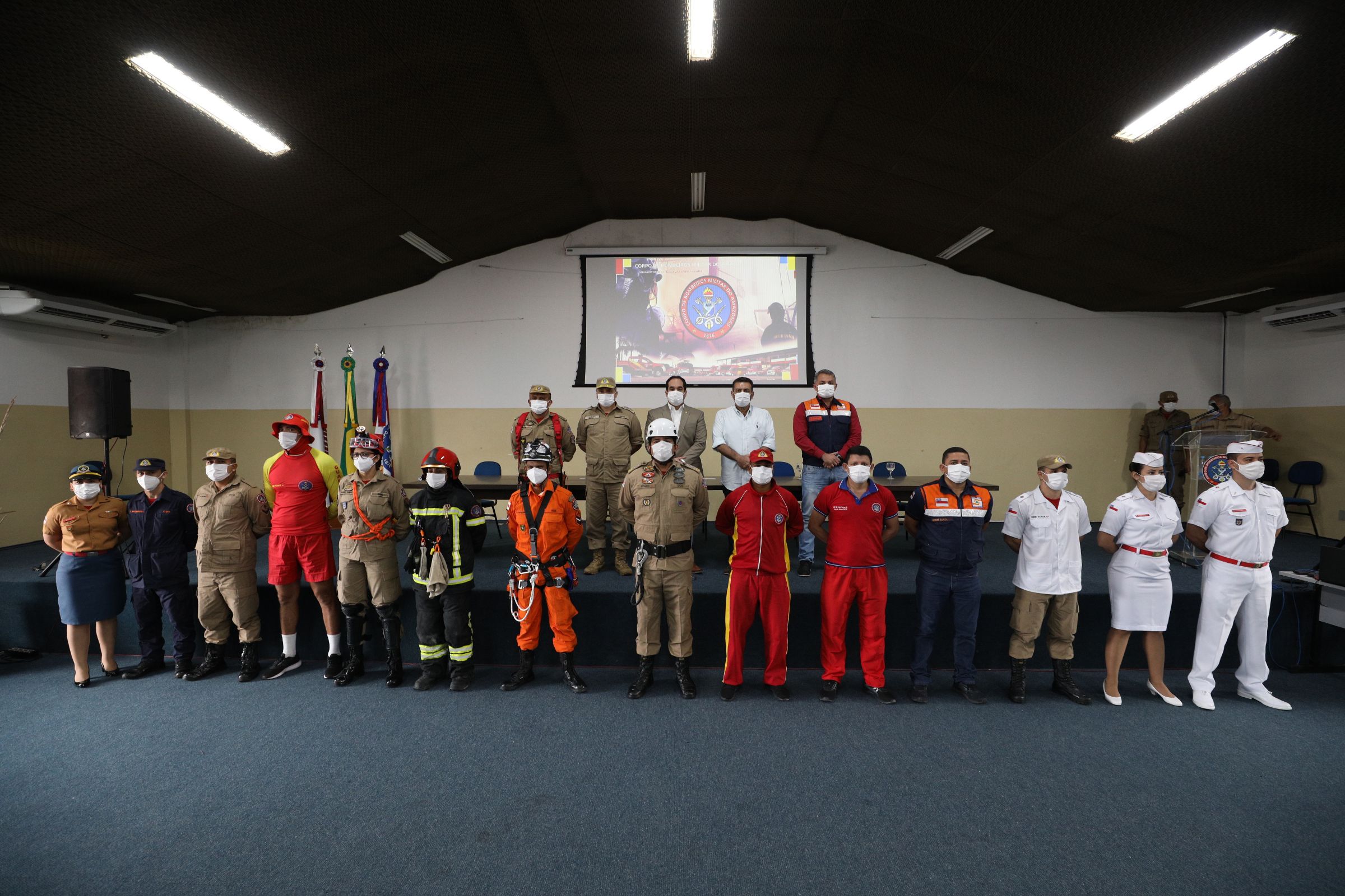 Decreto que amplia em mais de 80% quadro de Bombeiros é assinado em Manaus