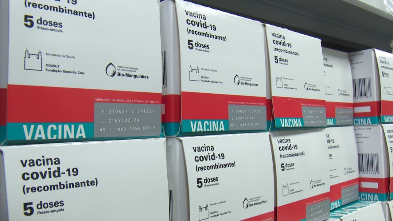 Amazonas recebe 32.710 mil novas doses de vacinas contra covid-19