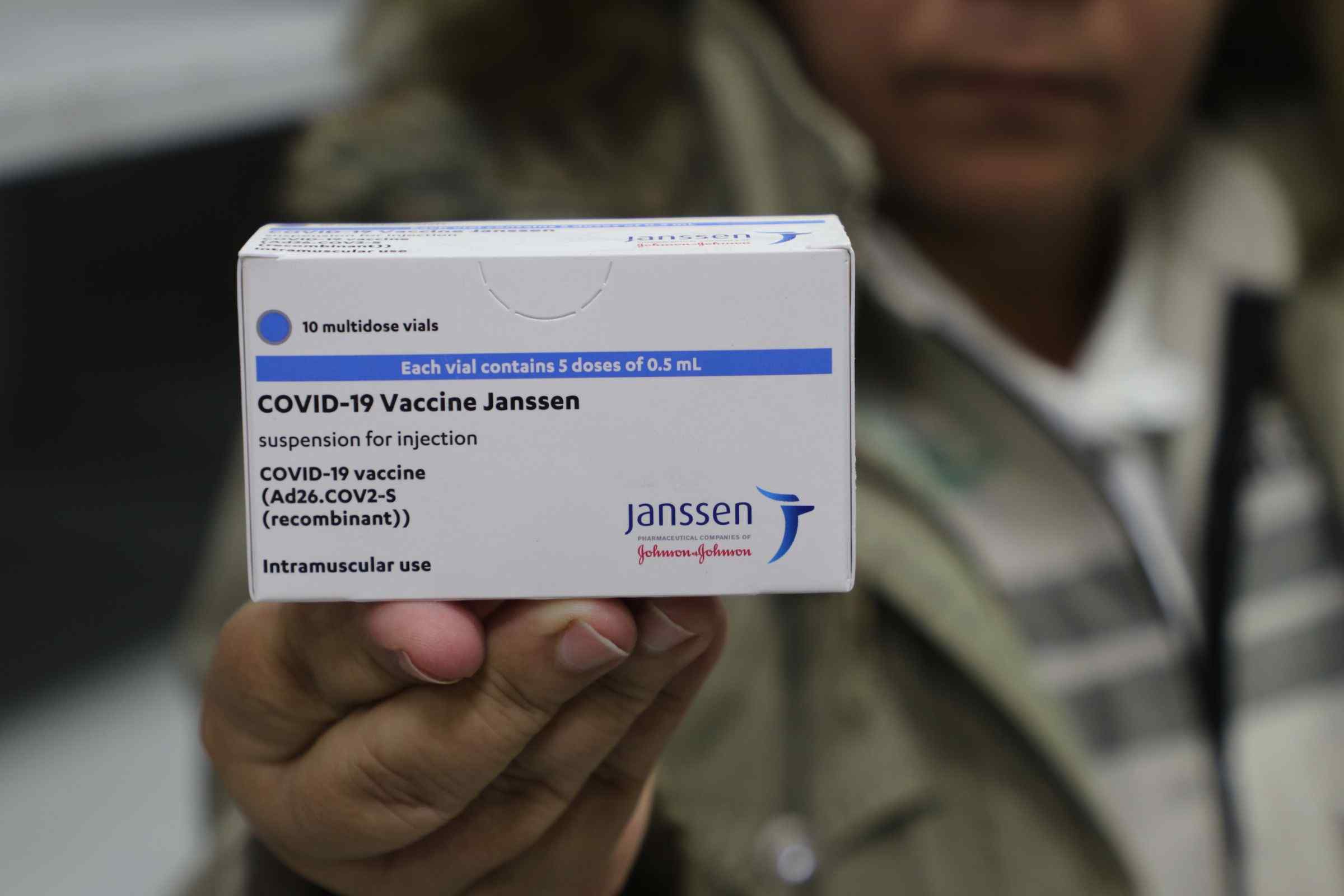 Amazonas recebe mais de 71 mil doses de vacina contra Covid-19