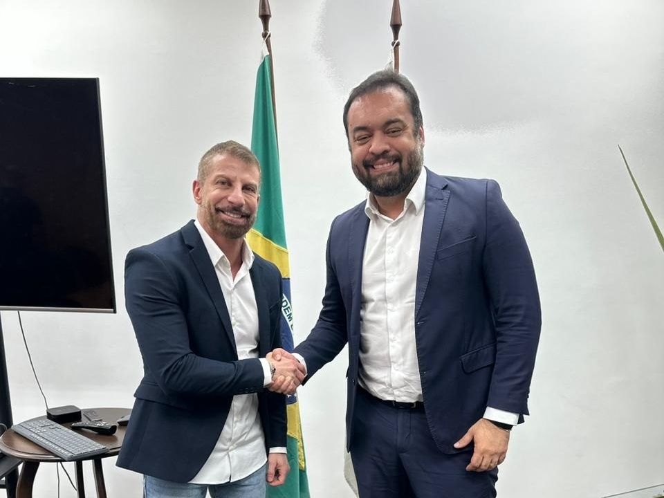 Pedrinho se reúne com governador, 777 e diretoria antes de posse no Vasco
